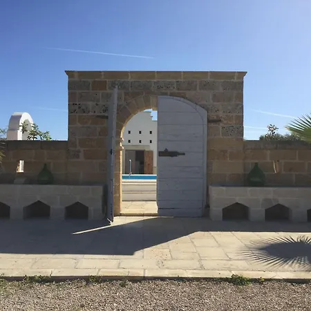 Semesterbostad Masseria Curice *